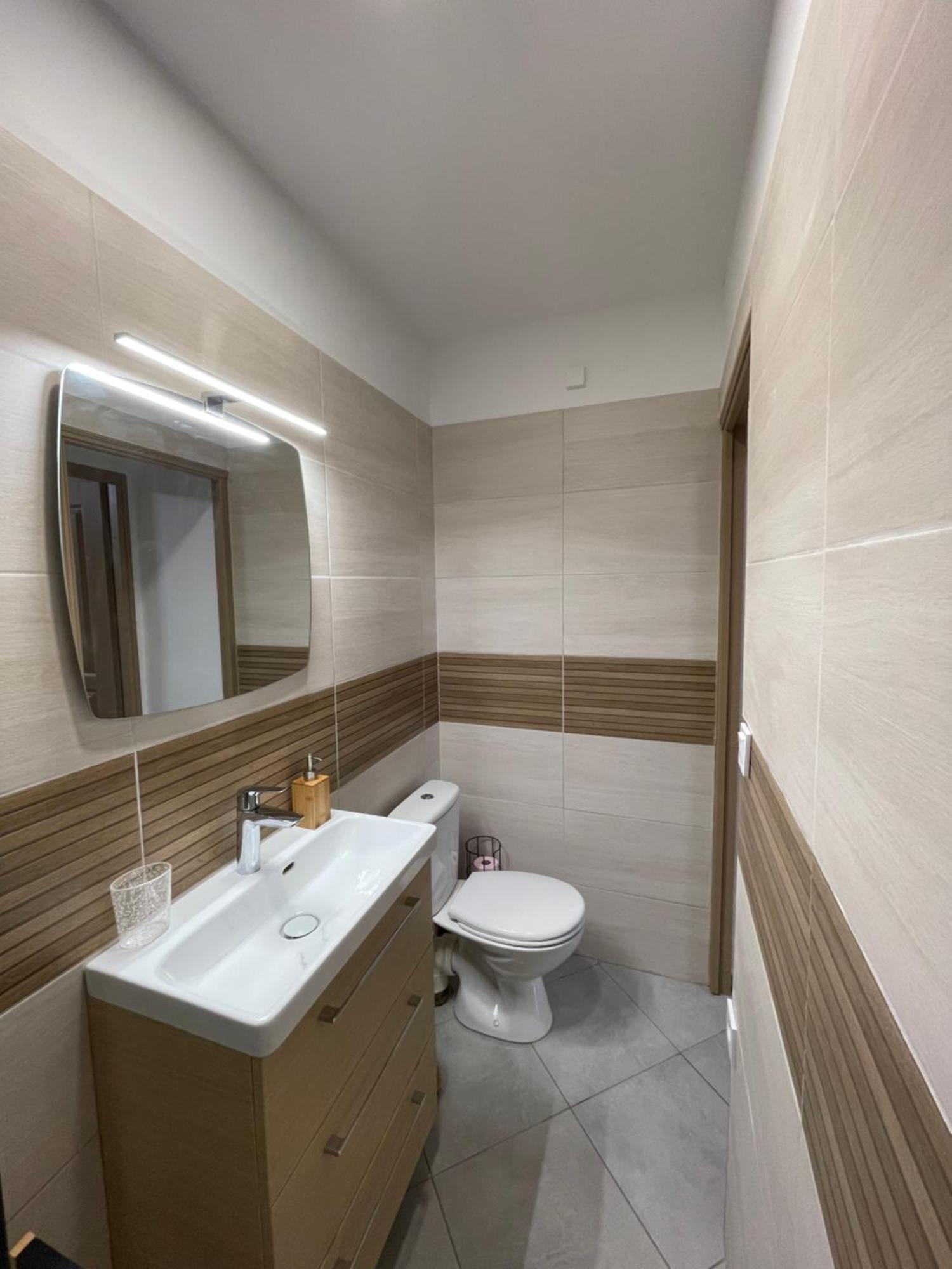 M&S Studio Neuf Climatise Centre Historique วีอัส ภายนอก รูปภาพ